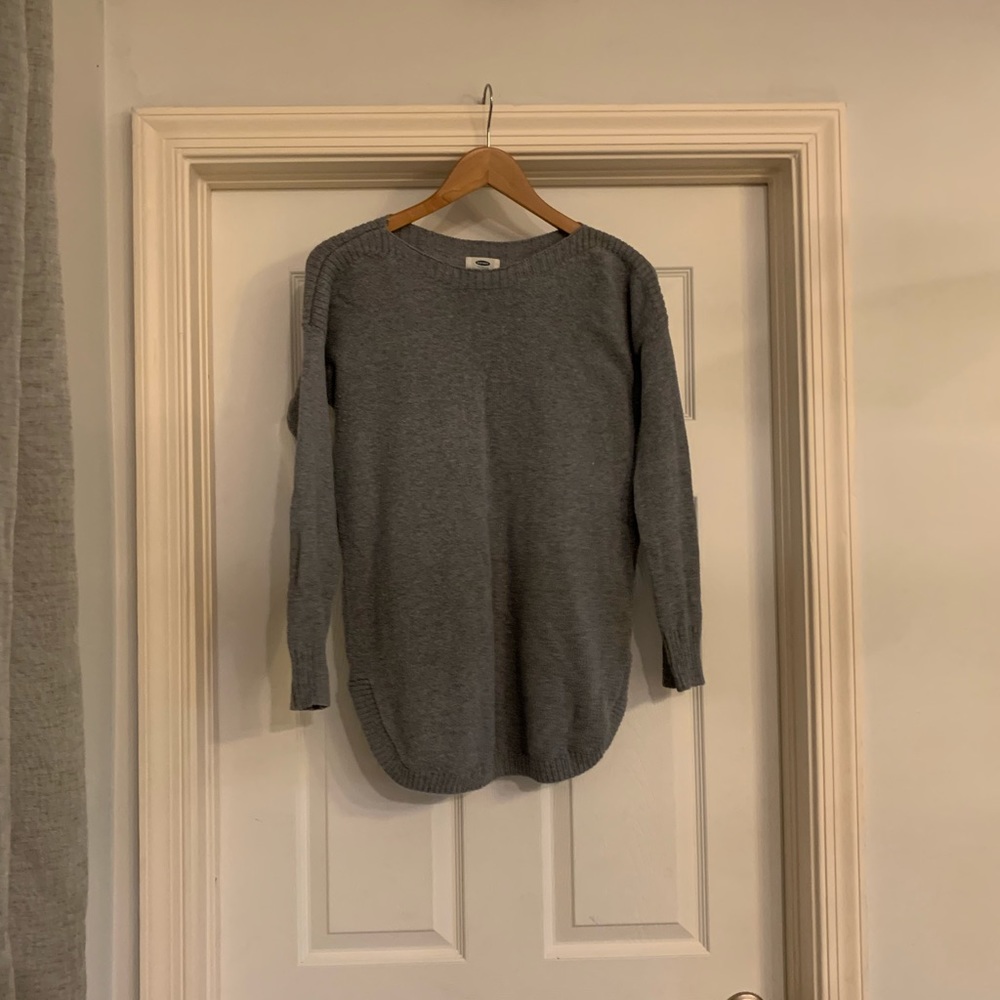 Old Navy Grey Sweater